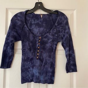 FREE PEOPLE LONG SLEEVE TOP